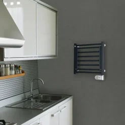 Sèche-serviettes électrique à inertie fluide Deltacalor Papillon1 150W noir