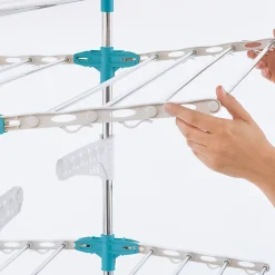 Séchoir à linge vertical pliable 3 niveaux OPTIMUM capacité 30M avec tringle télescopique cintres et pinces blanc et bleu