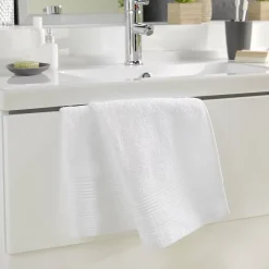 Serviette de toilette 50 x 90 cm eponge unie tendresse Blanc
