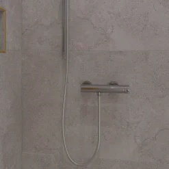 Swiss Aqua Technologies Aurum mitigeur de douche mural 150 mm à levier sans set de douche, chrome brillant (SATBAUR268CR)